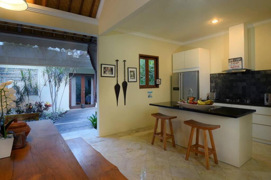 Tropical Oasis, Villa Mimba Sanur Екстериор снимка