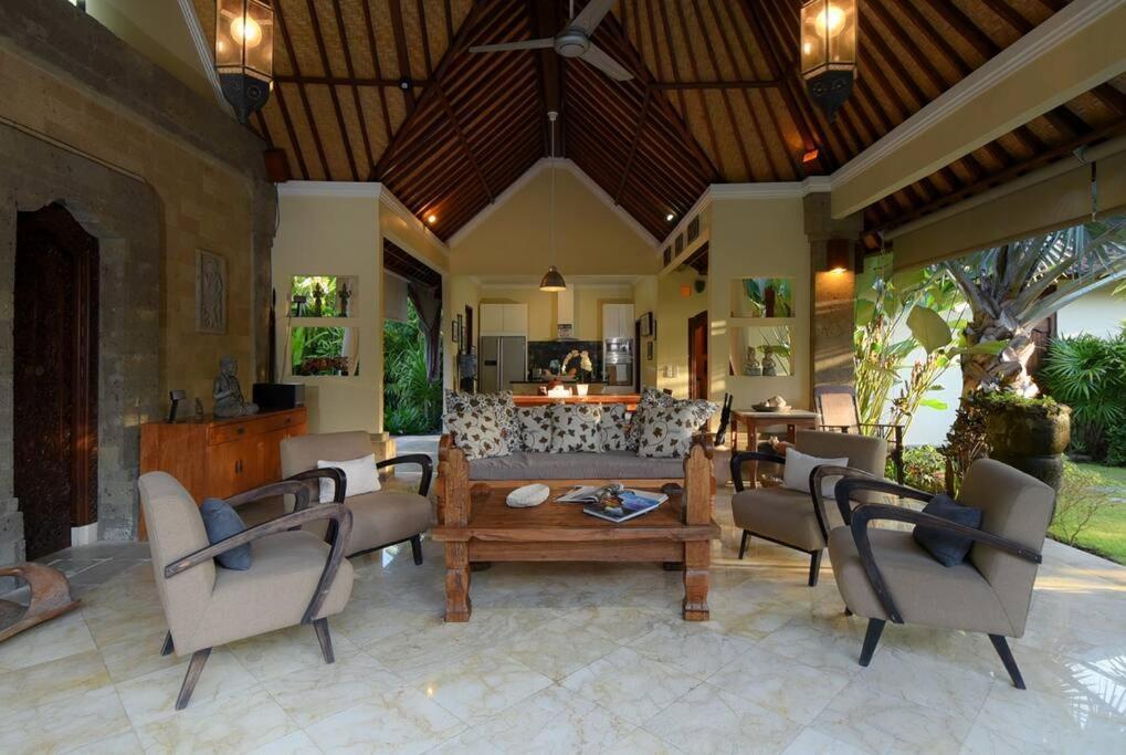 Tropical Oasis, Villa Mimba Sanur Екстериор снимка