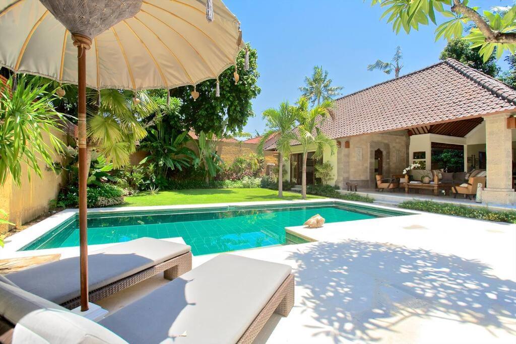 Tropical Oasis, Villa Mimba Sanur Екстериор снимка