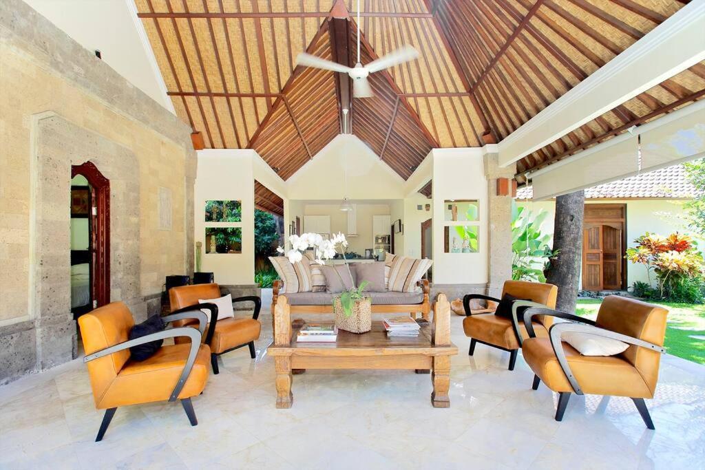 Tropical Oasis, Villa Mimba Sanur Екстериор снимка